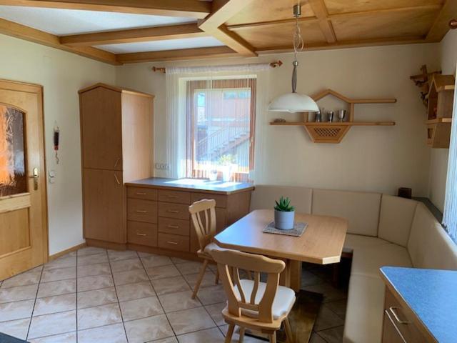 Haus Schmidl Apartment Kotschach-Mauthen ภายนอก รูปภาพ